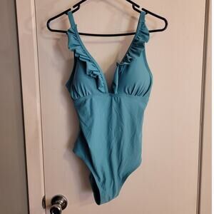 SERRA Seafoam Green Ruffle Plunge OnePiece Swimsuit M Pinup Rockabilly Beachwear